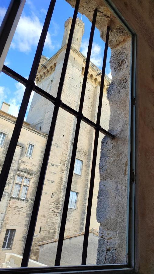 Uzes, Au Coeur Du Centre Medieval La Boussole D'Uzes, Appartement De Caractere Du XVII -Eme Siecle Extérieur photo